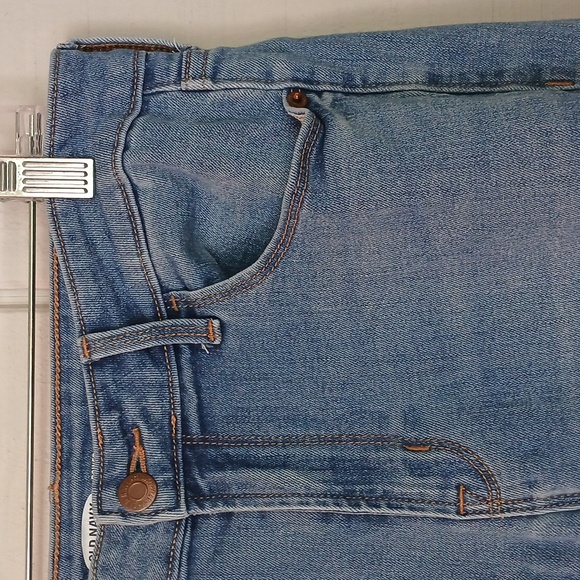 Old Navy Light Medium Wash Power Straight Jeans Size 10 Short - Picture 3 of 7